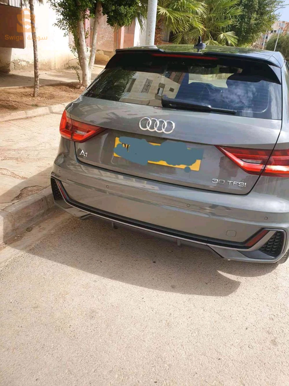 اودي A1 2023 2 شلف