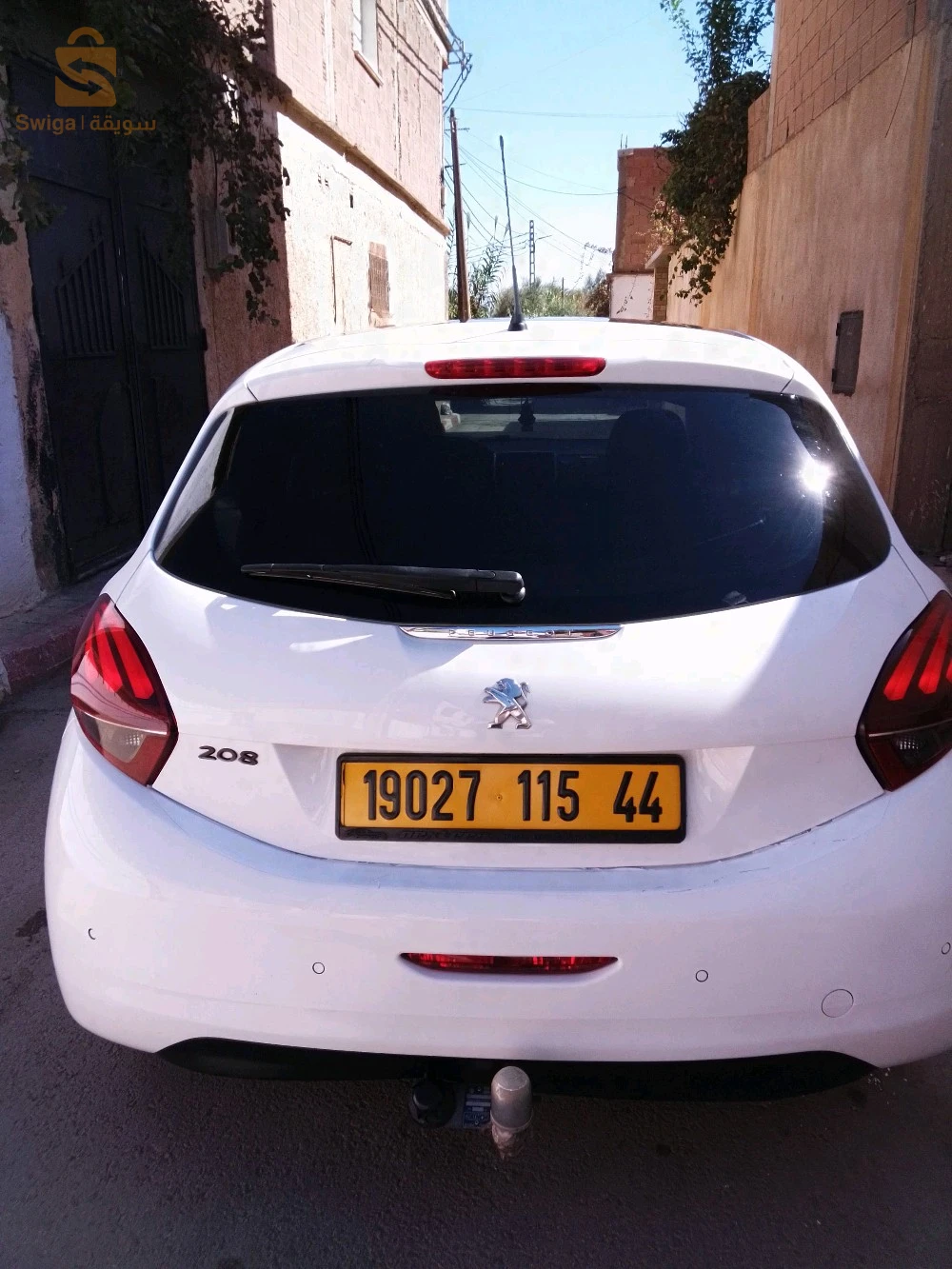 بيجو 208 2015 44 عين الدفلى