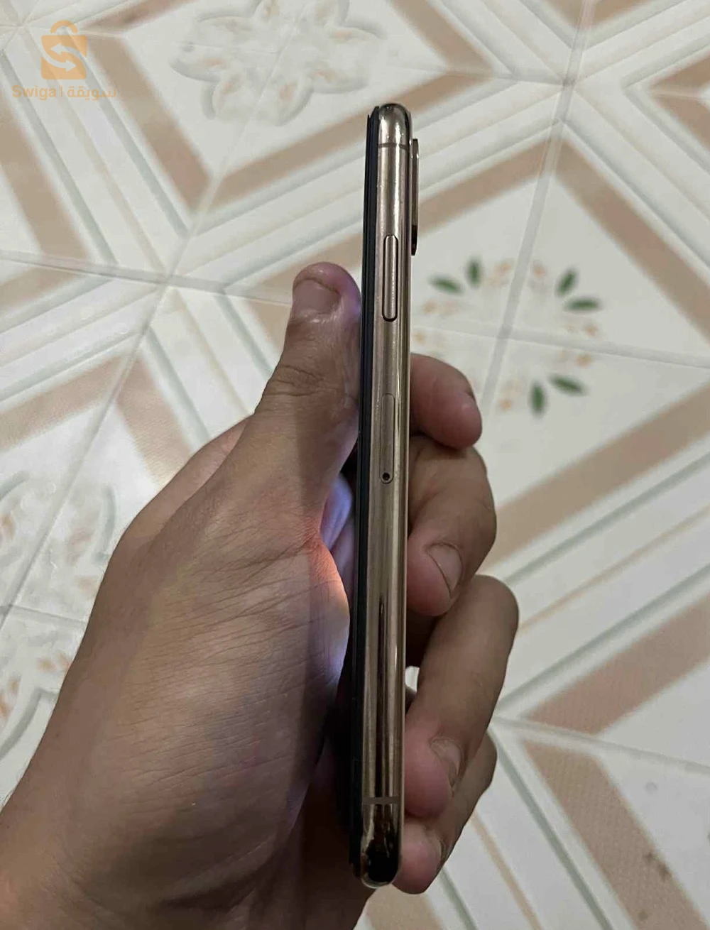 ايفون XS للبيع