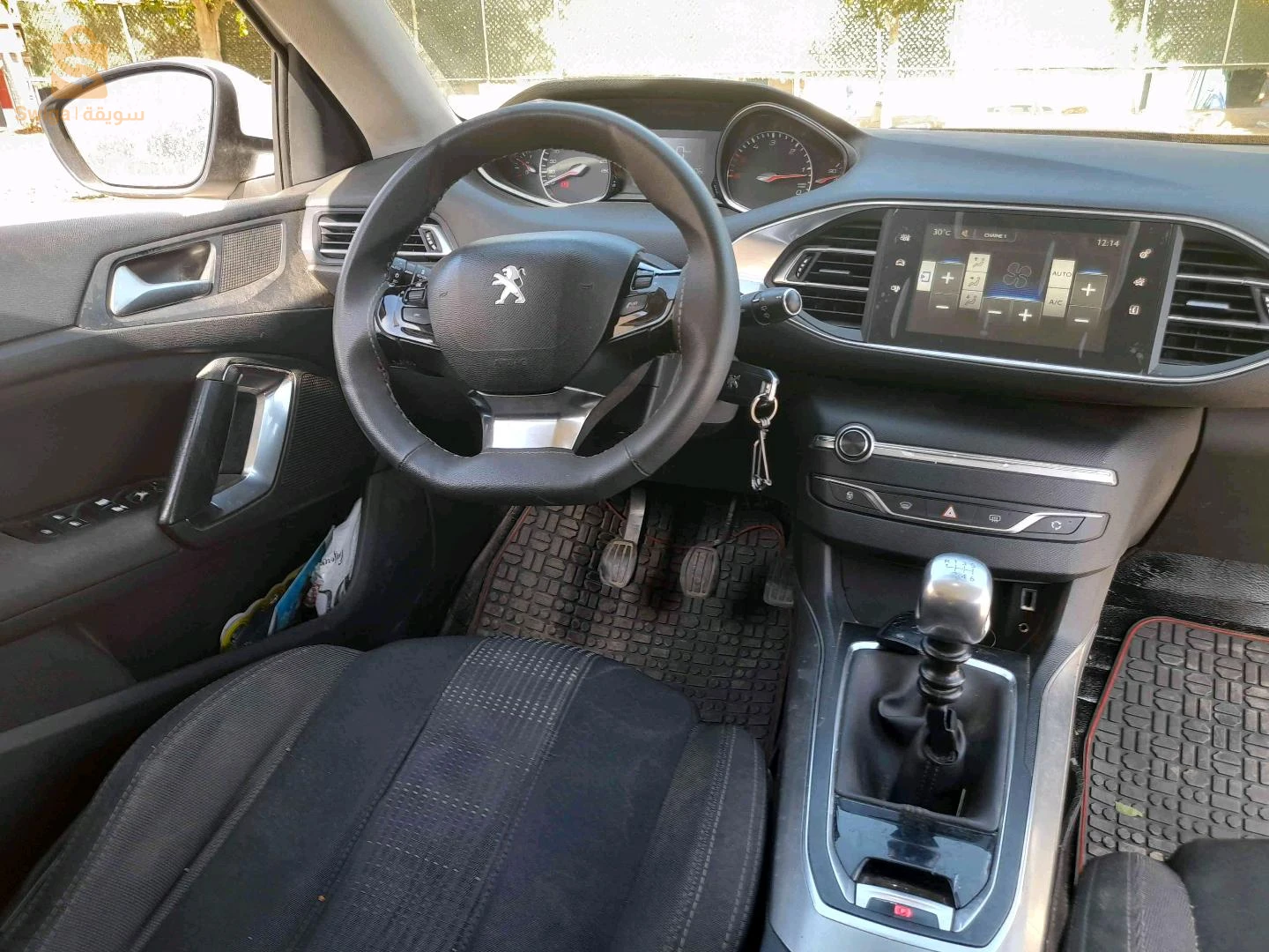 Peugeot 308 2015 2 CHLEF