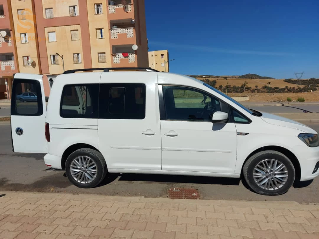 فولكس واجن Caddy 2019 26 المدية