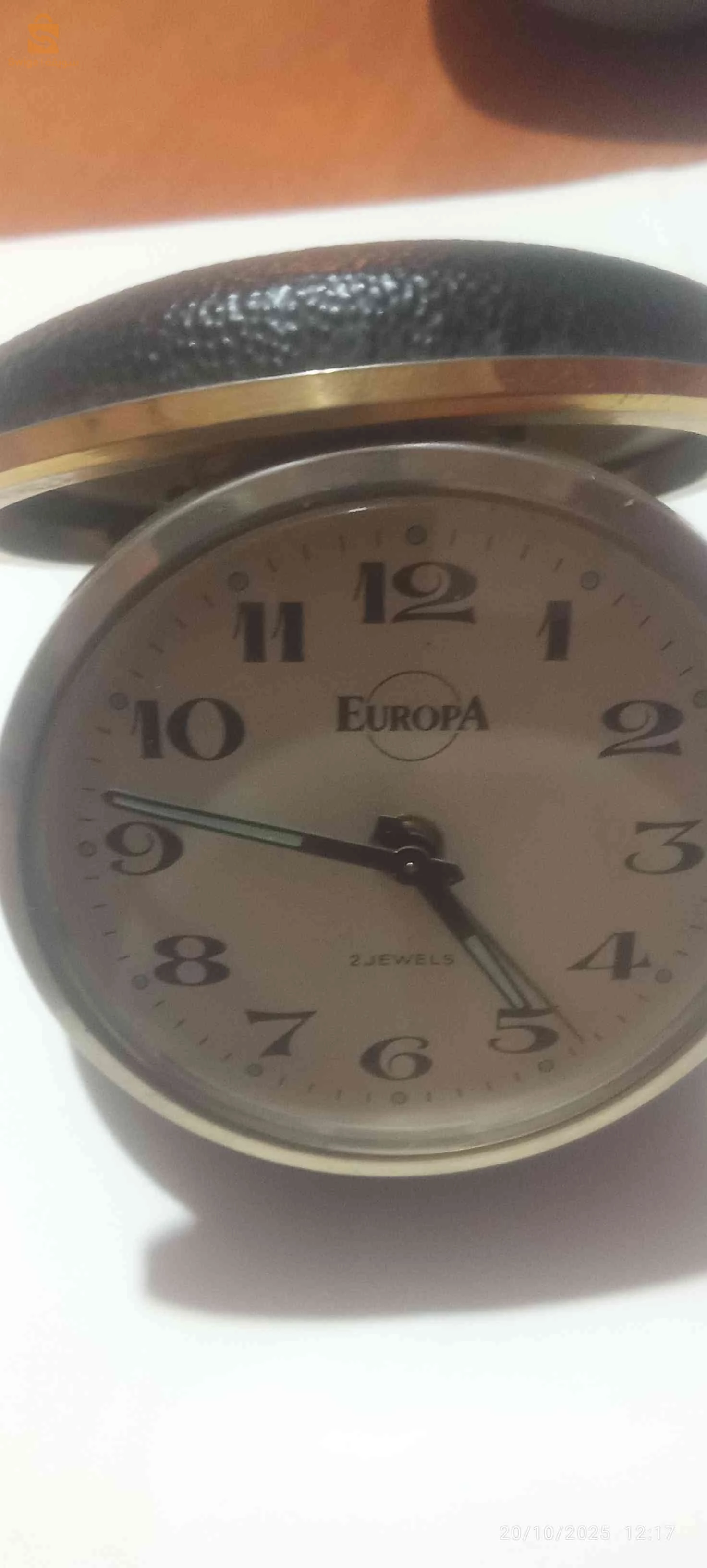 تحف أجنبية 