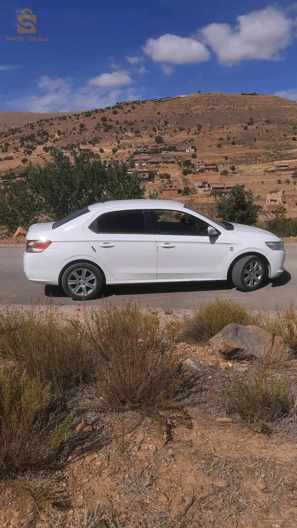 Peugeot 301 2013 5 BATNA