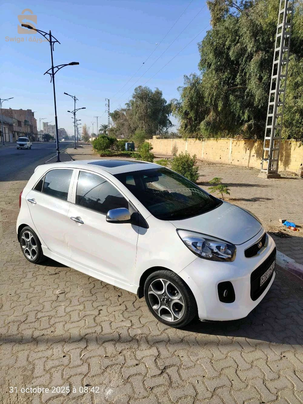 Kia Picanto 2015 30 OUARGLA