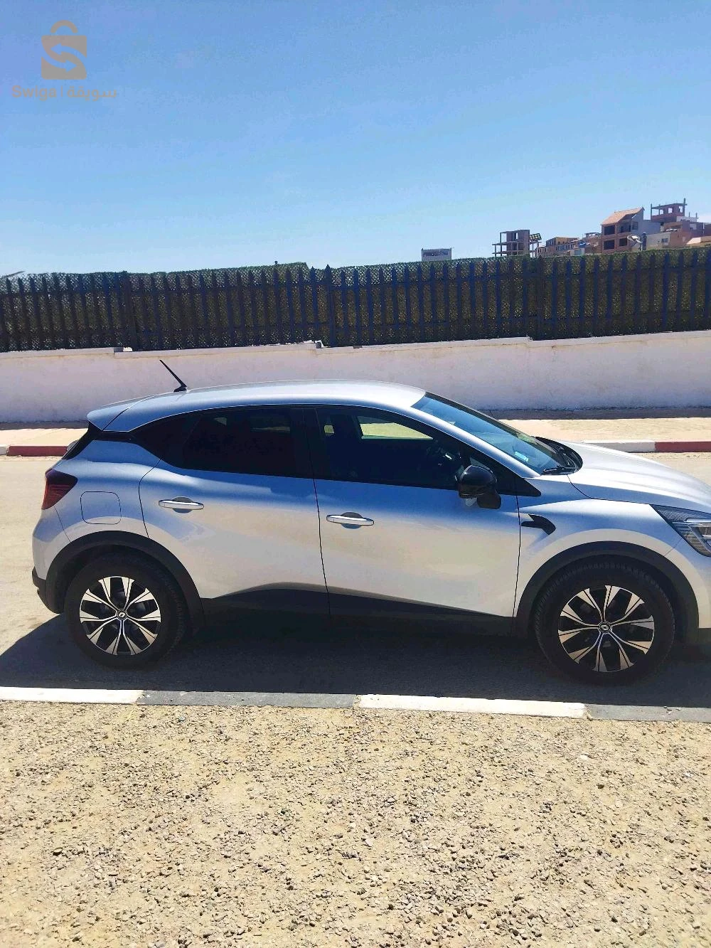 رينو Captur 2022 46 عين تموشنت