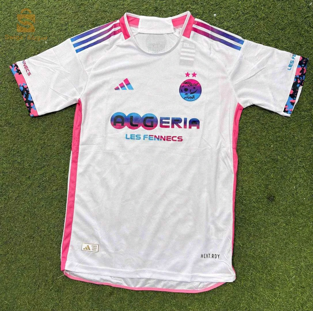 ملابس وأحذية رياضية 