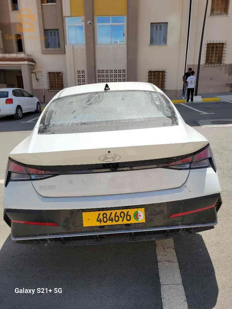 Hyundai Elantra 2025 25 CONSTANTINE