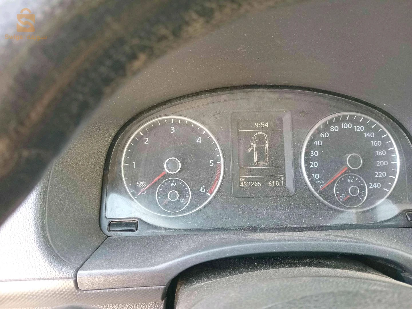 فولكس واجن T_ROC 2011 1  ادرار