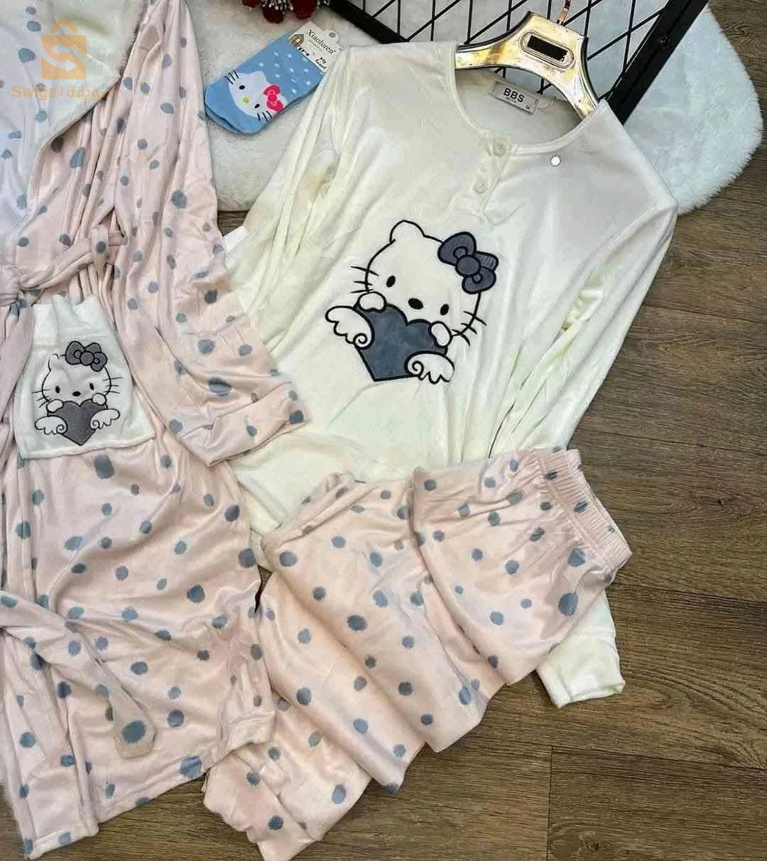 Loungewear & Nightwear 