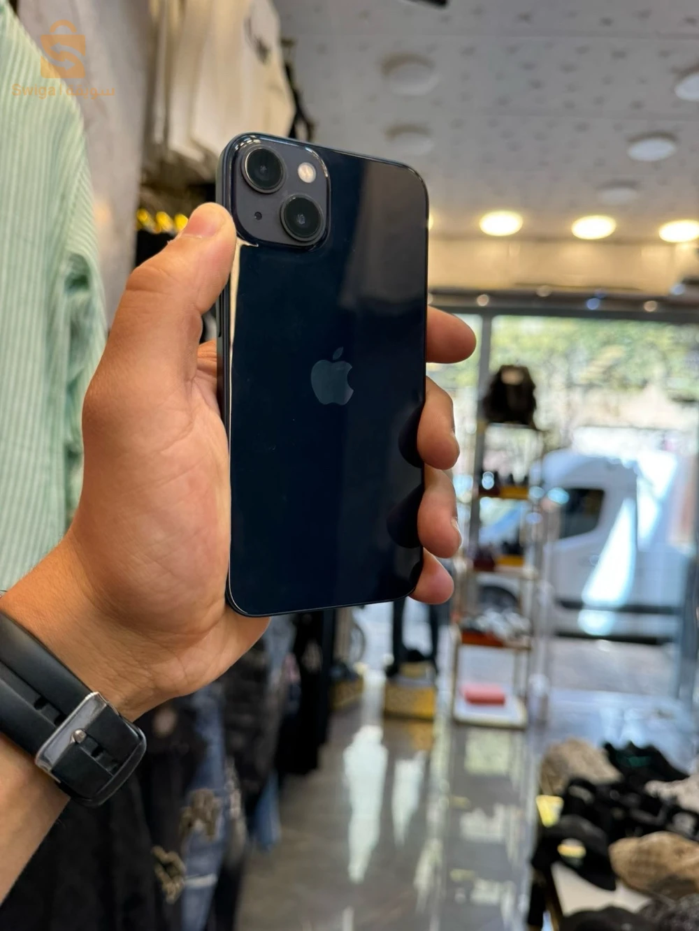 ايفون 13 للبيع