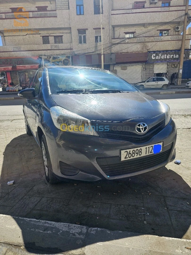تويوتا Yaris 2012 13 تلمسان