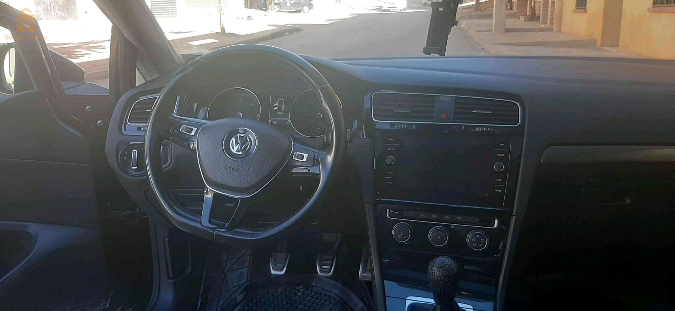 Volkswagen Golf 2019 29 MASCARA