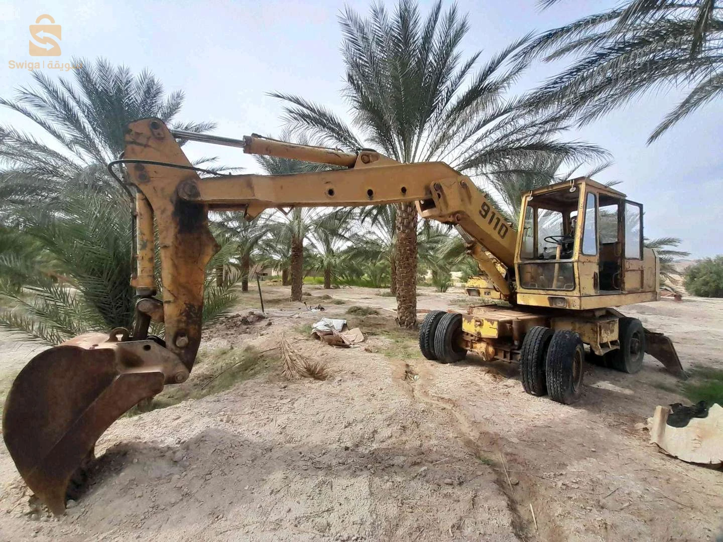 قلّابات وحفّارات 