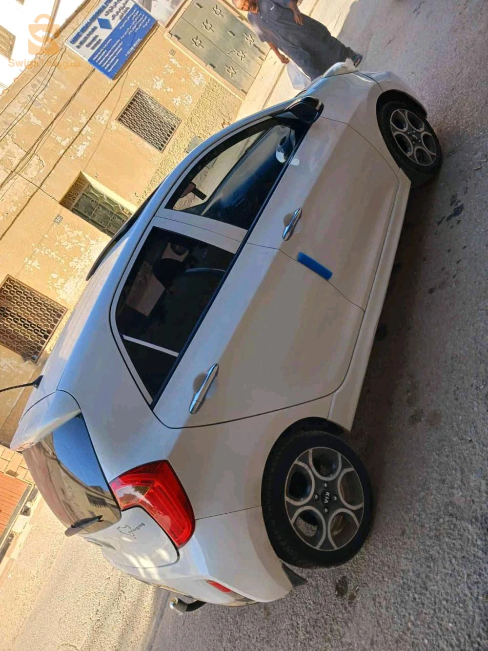 كيا Picanto 2015 27 مستغانم