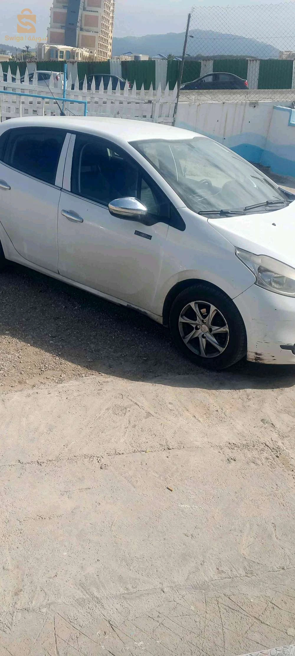 بيجو 208 2014 21 سكيكدة