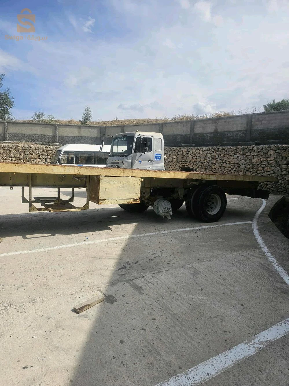 شاحنة مفتوحة