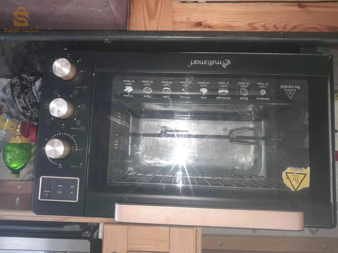 Stoves, ovens and microwaves 