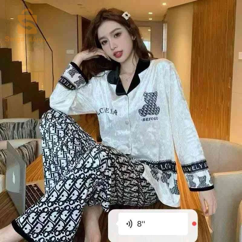 ملابس منزلية وملابس نوم 