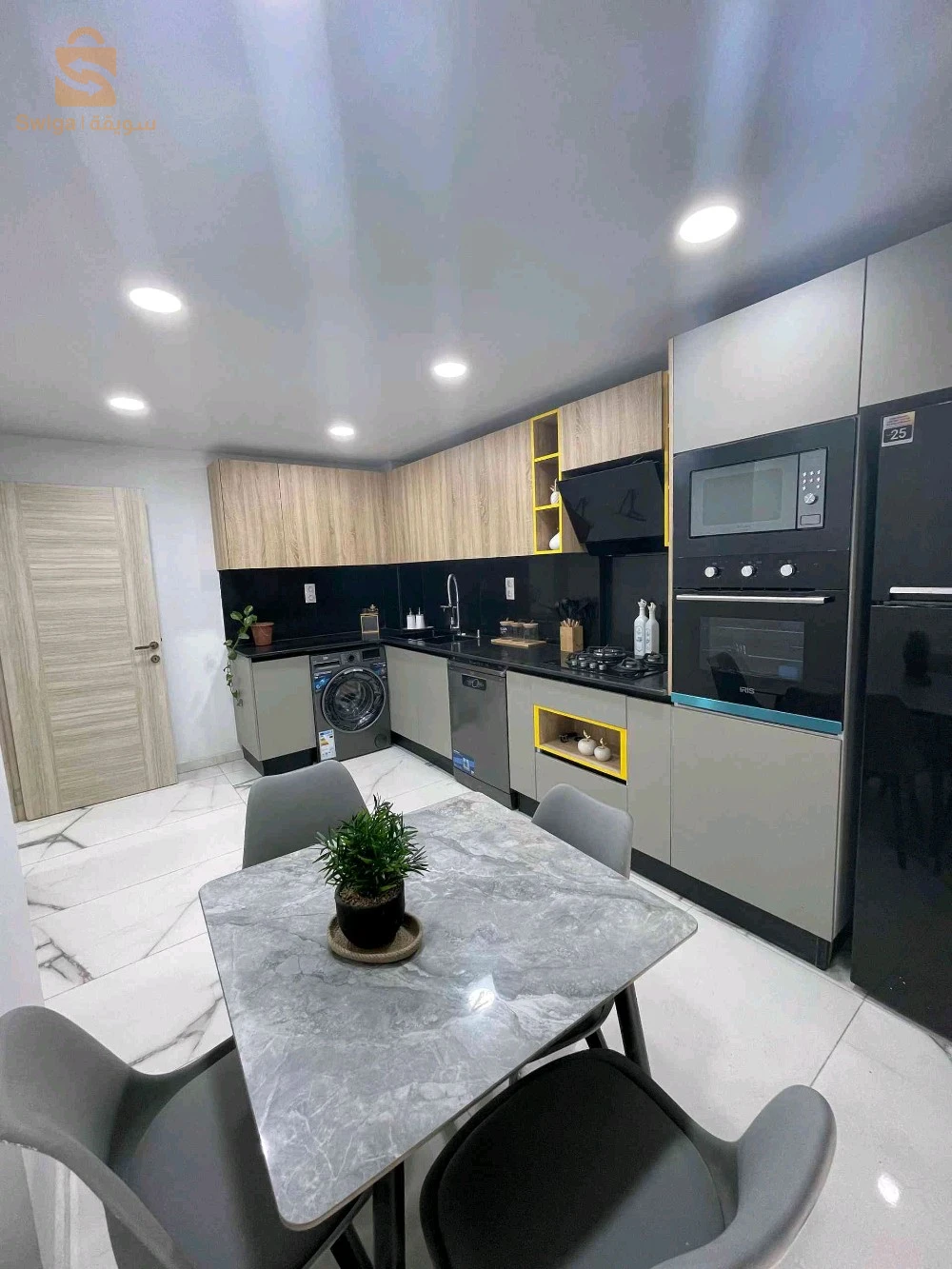للبيع شقق سكنية عدد الغرف4 16 الجزائر