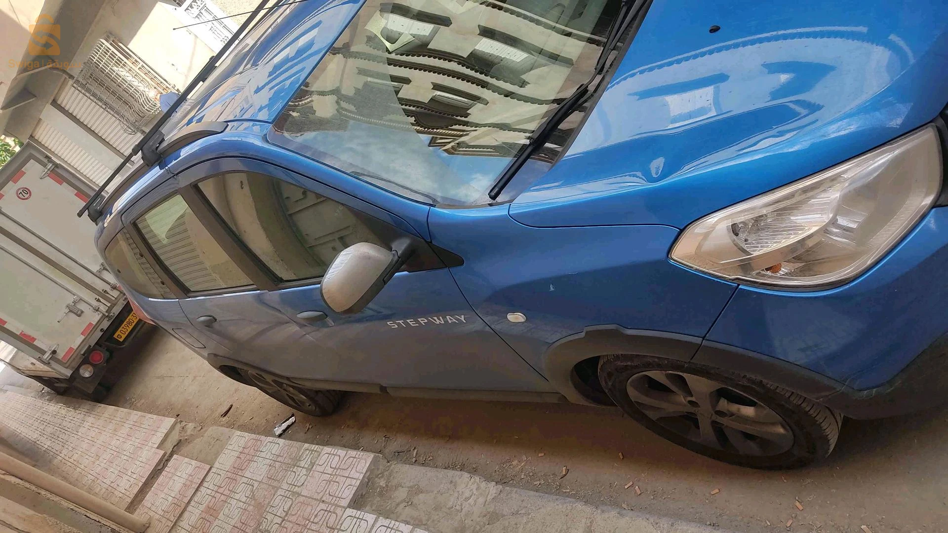 داسيا Lodgy 2023 5 باتنة