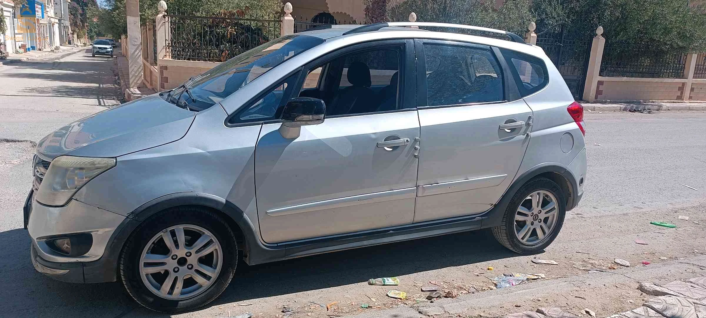 autres véhicules 2015 40 KHENCHELA