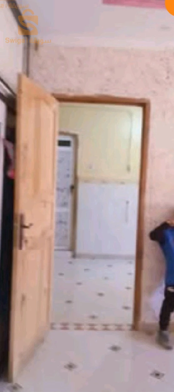 للبيع بيوت شعبية عدد الغرف8 31 وهران