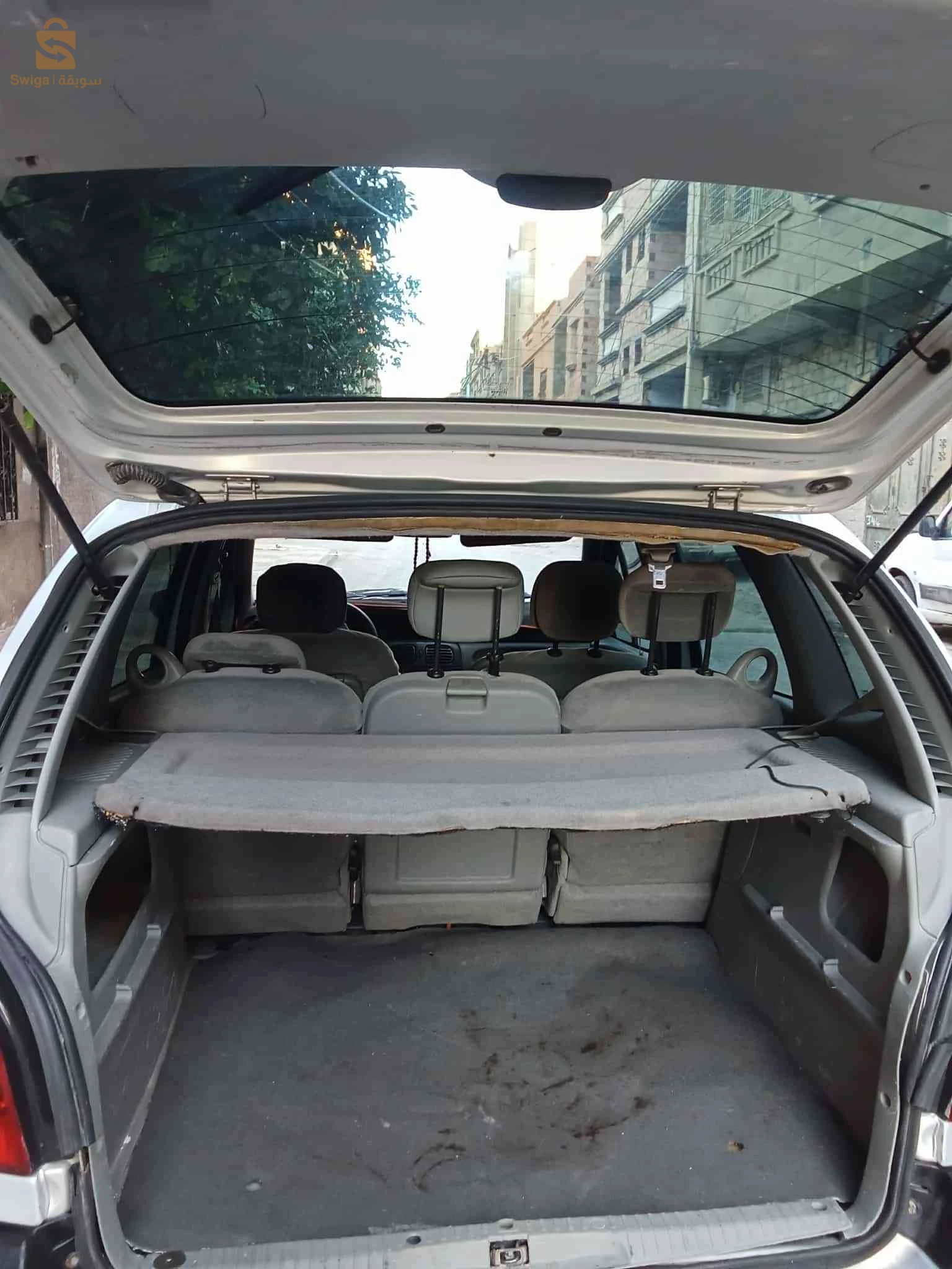 رينو Scenic 2000 28 المسيلة