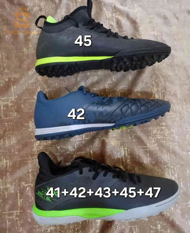 ملابس وأحذية رياضية 