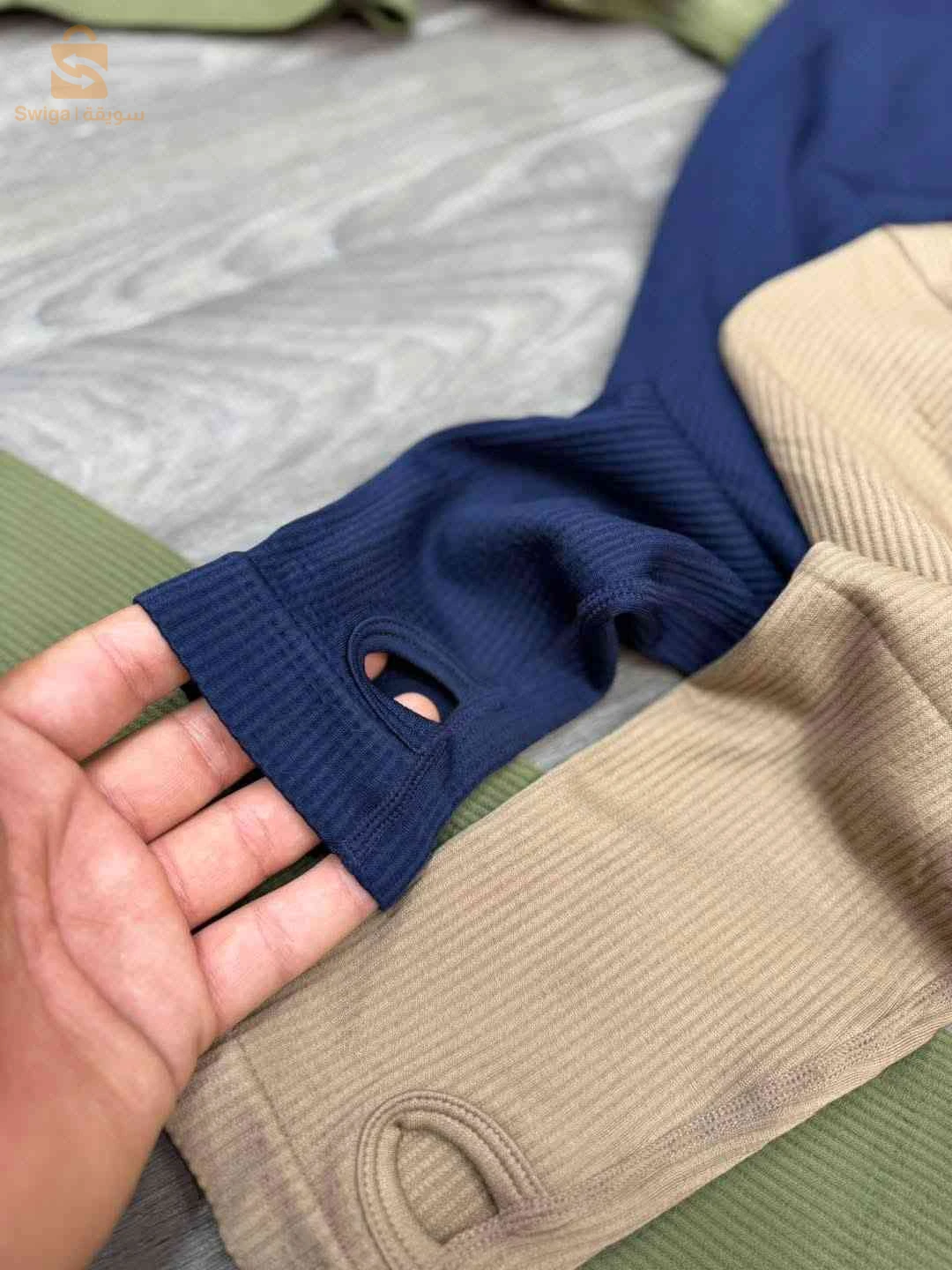 ملابس رياضية 