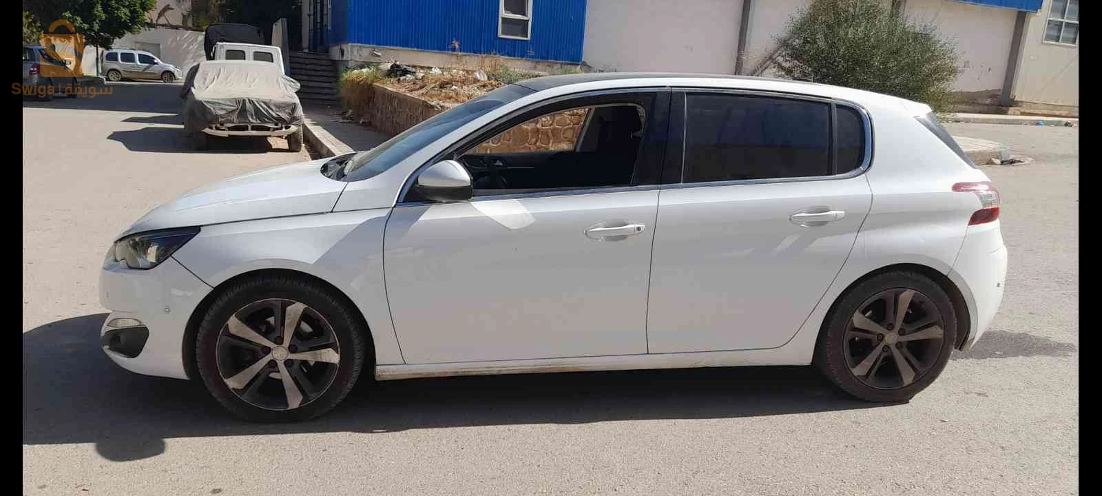 بيجو 308 2015 2 شلف