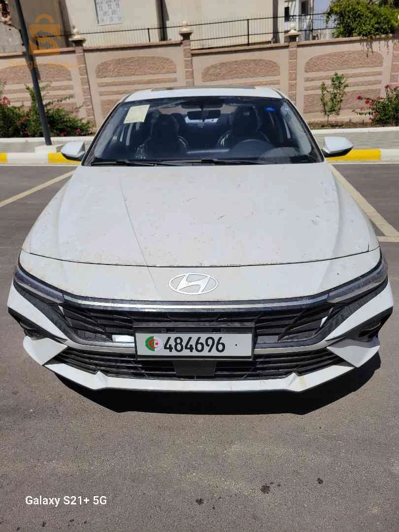 Hyundai Elantra 2025 25 CONSTANTINE