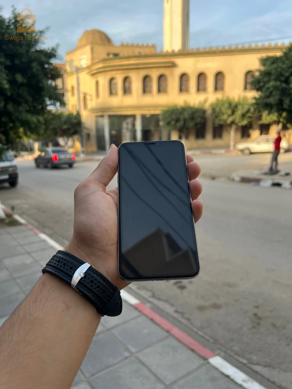 ايفون XS Max للبيع