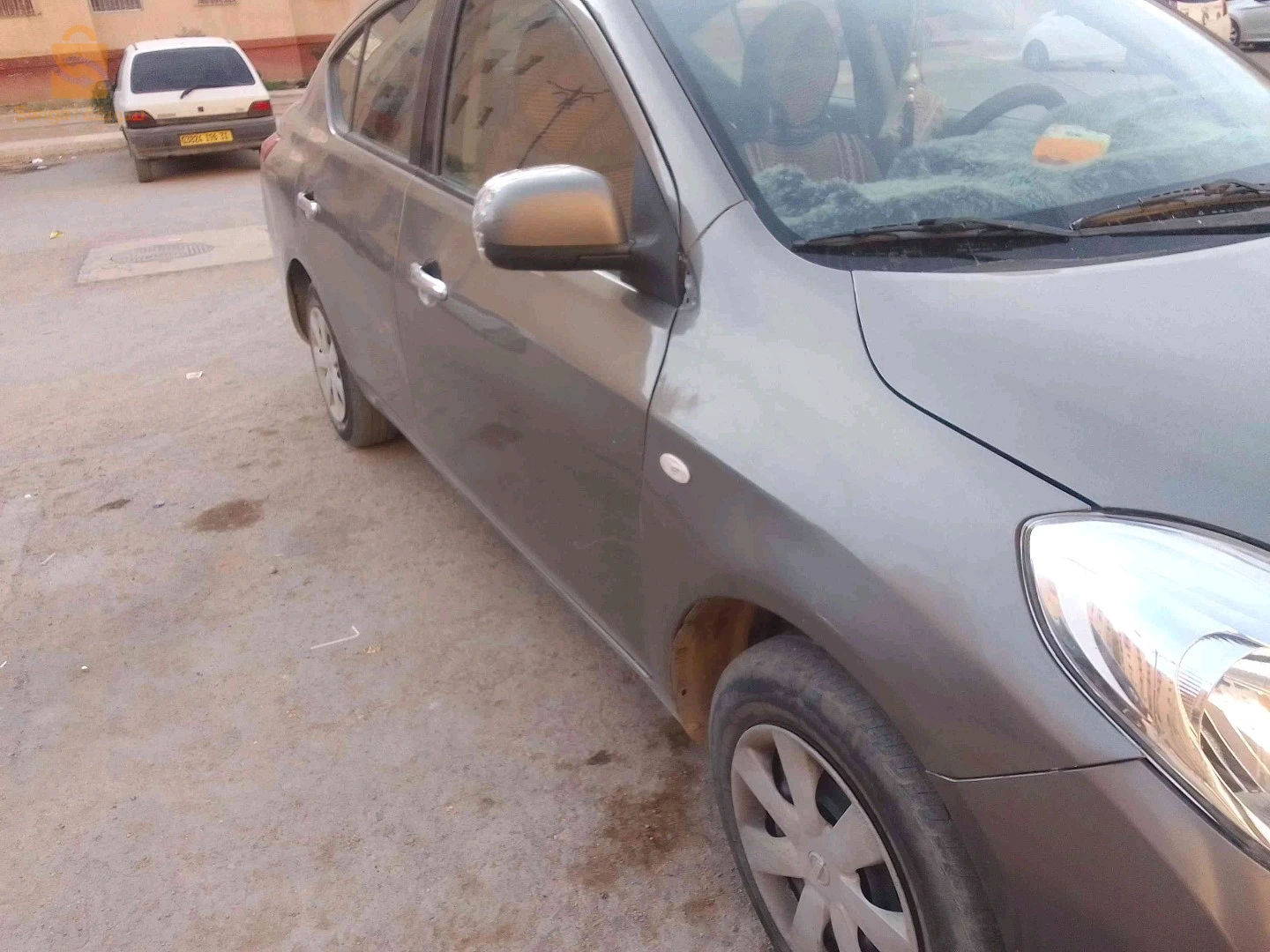 Nissan Sunny 8 BECHAR