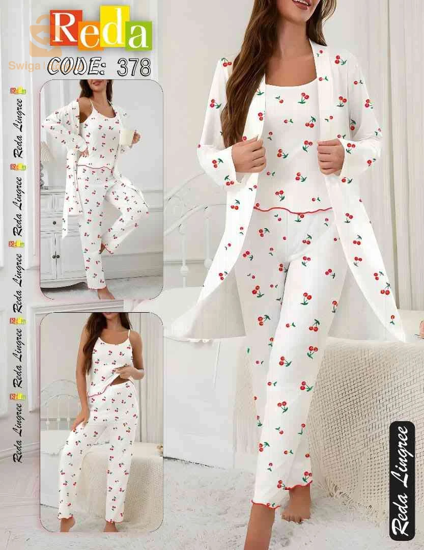 Vêtements de détente et vêtements de nuit 