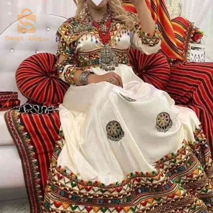 فستان عروس الابيض 