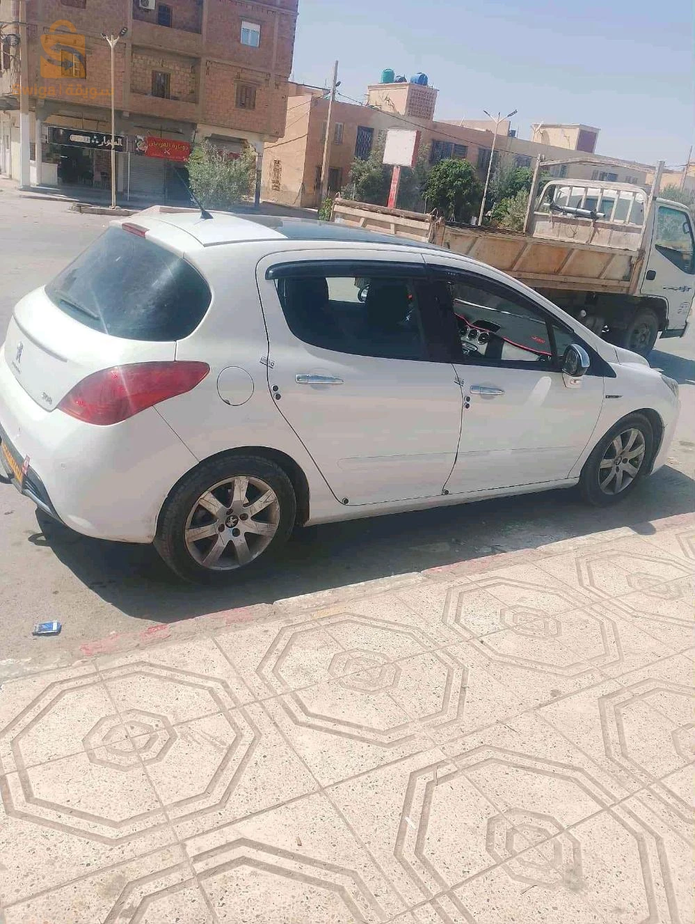 بيجو 308 2012 7 بسكرة