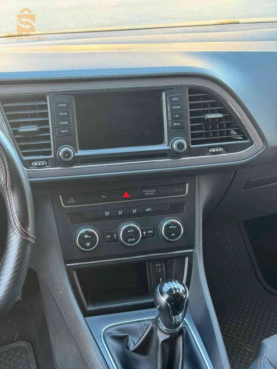 Seat Leon 2016 4 OUM EL BOUAGHI