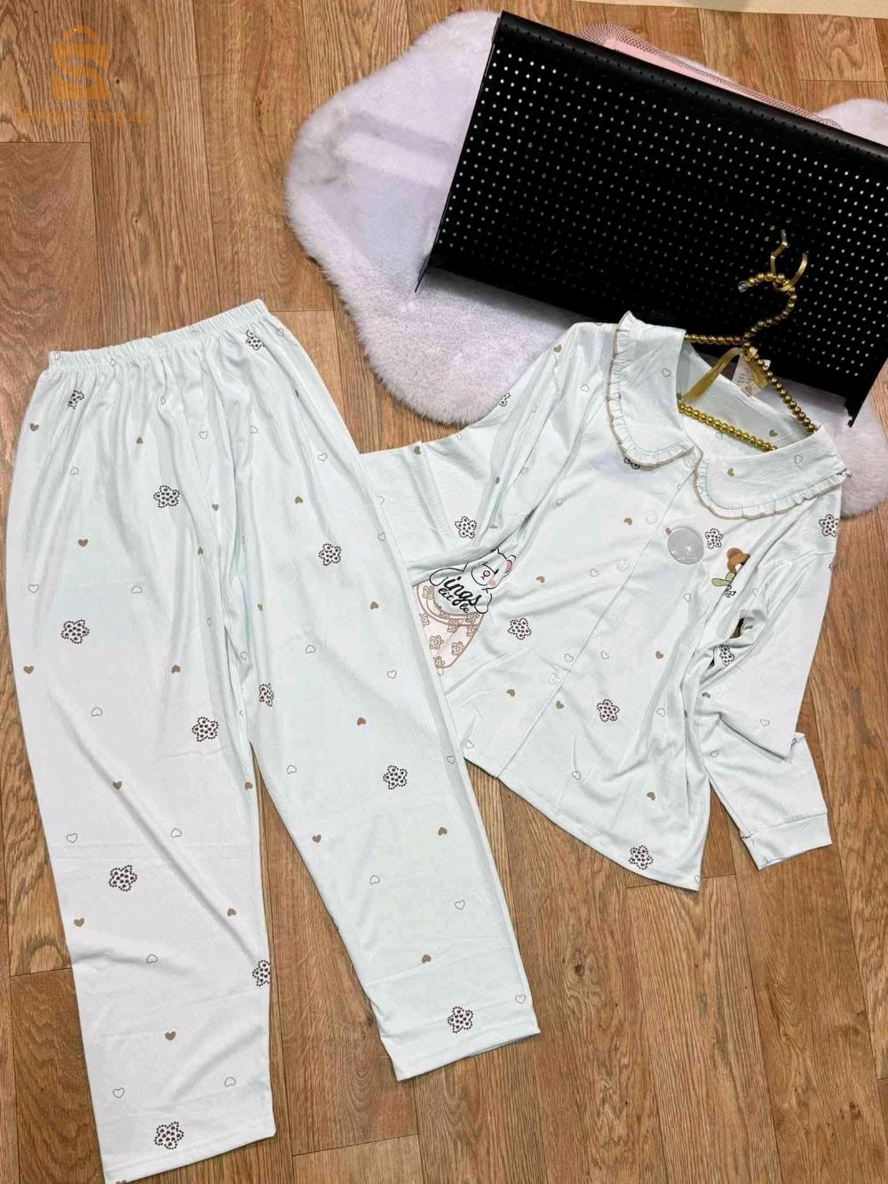 Vêtements de détente et vêtements de nuit 