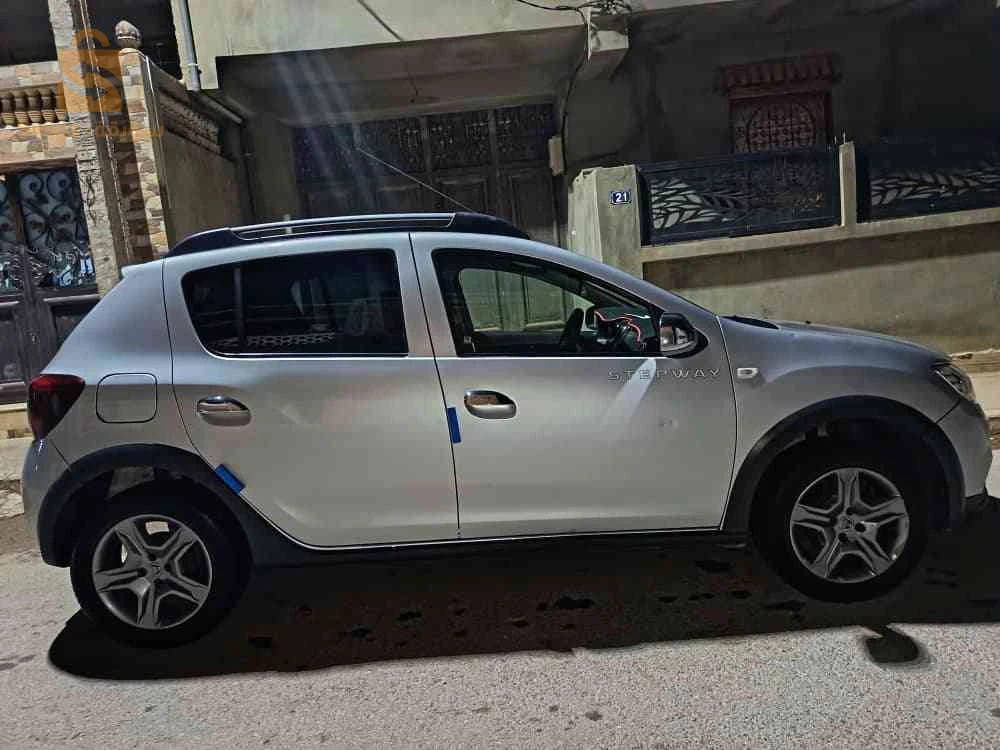 Dacia Sandero 2017 24 GUELMA