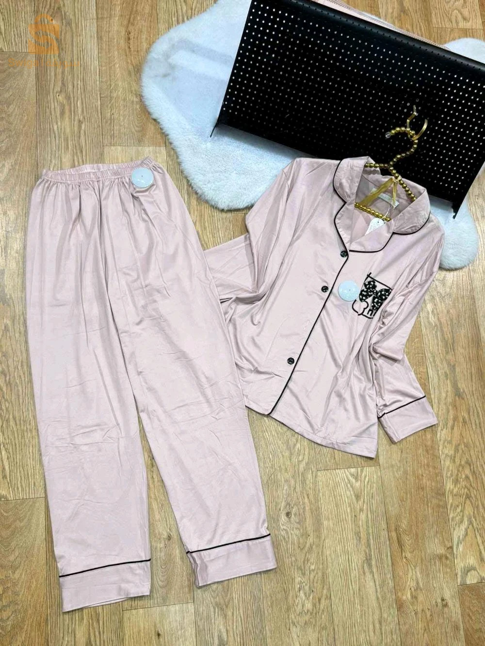 Loungewear & Nightwear 