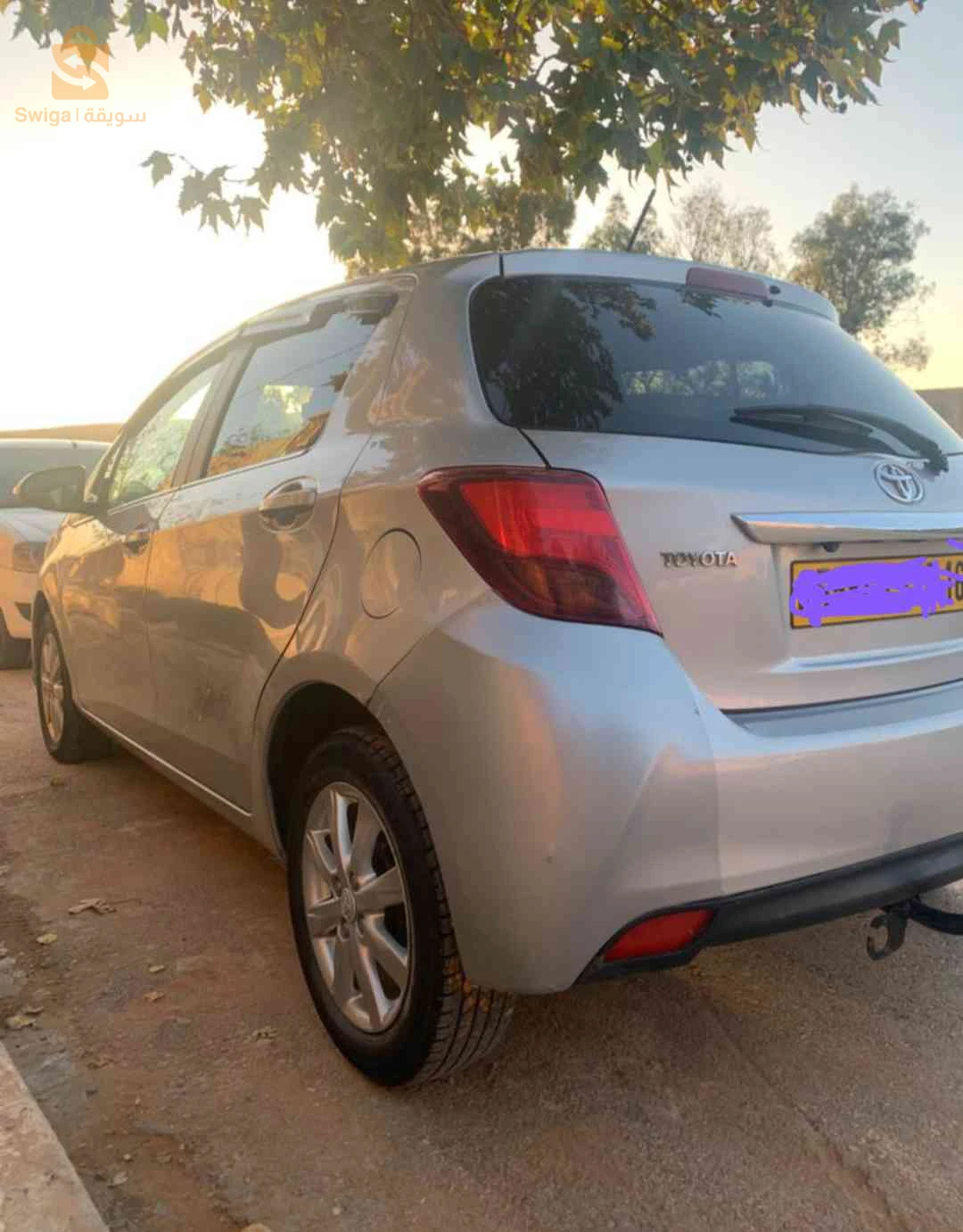تويوتا Yaris 2015 32 البيض