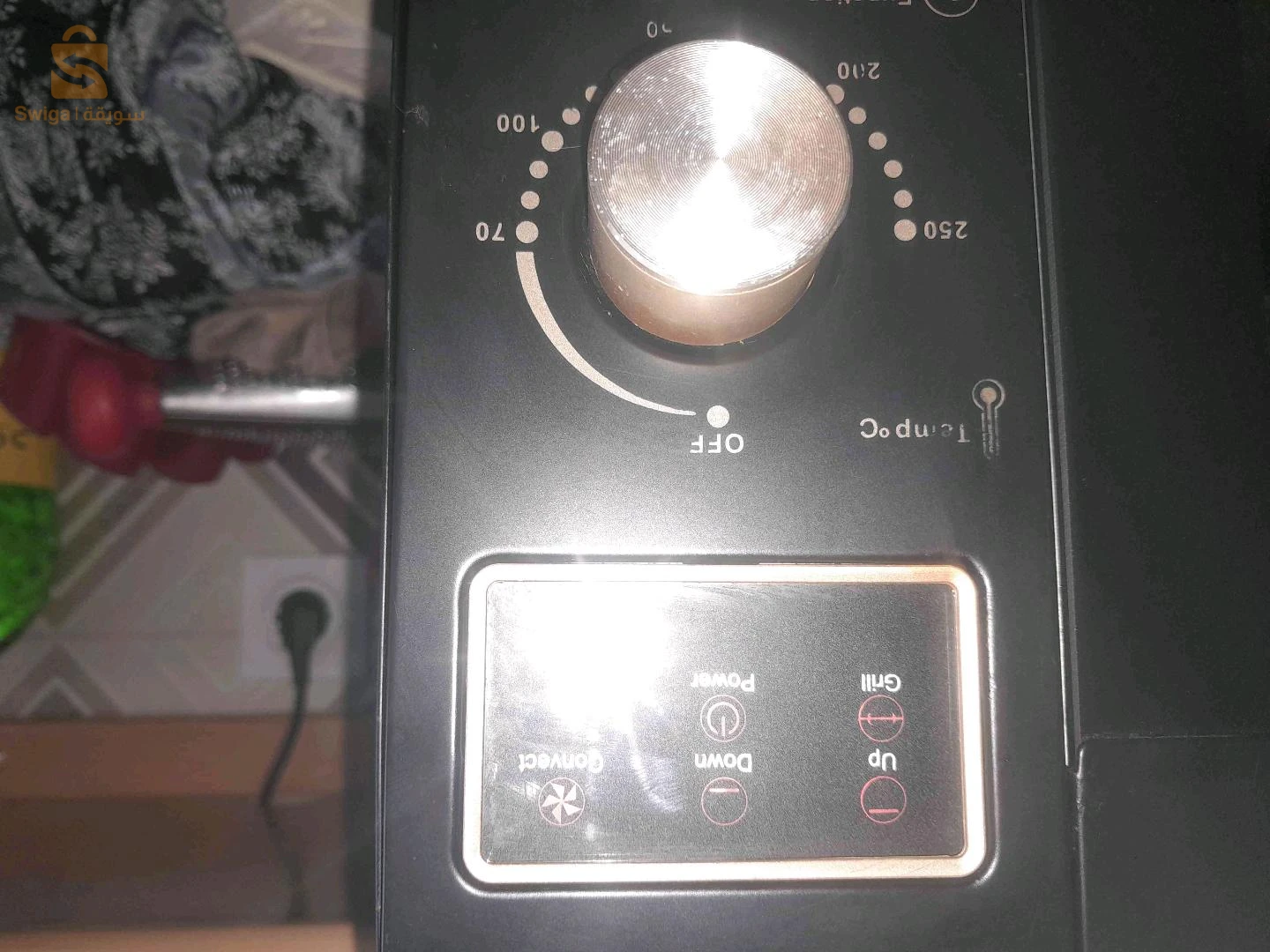 Stoves, ovens and microwaves 