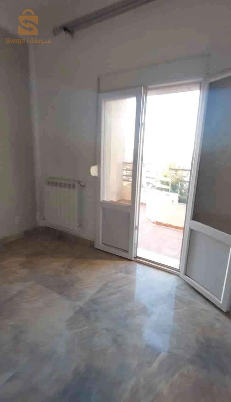 كراء شقق سكنية عدد الغرف4 16 الجزائر