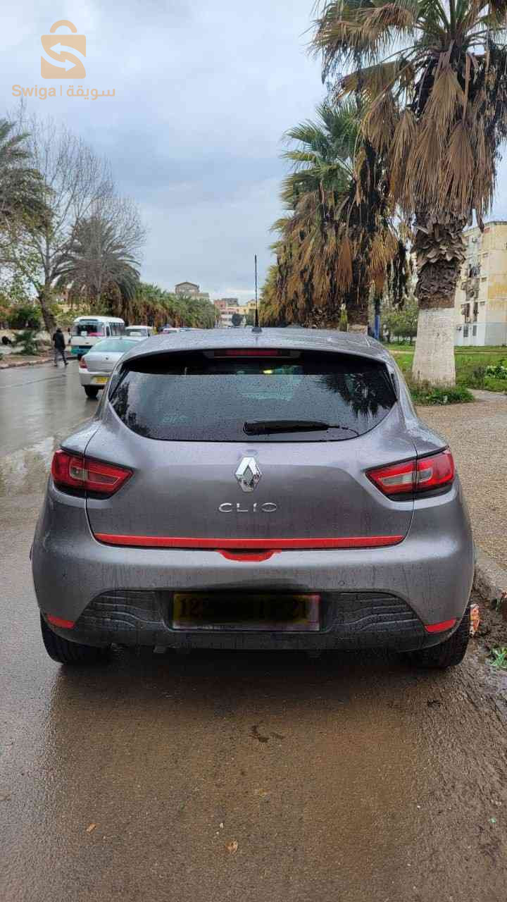 رينو Clio 4 2013 21 سكيكدة
