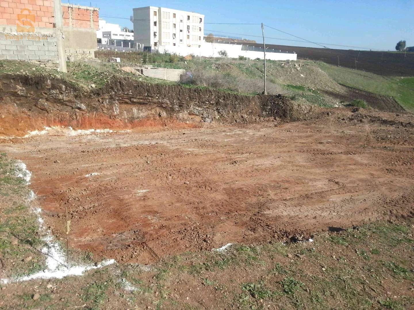 للبيع عقارات اخرى عدد الغرف 46 عين تموشنت