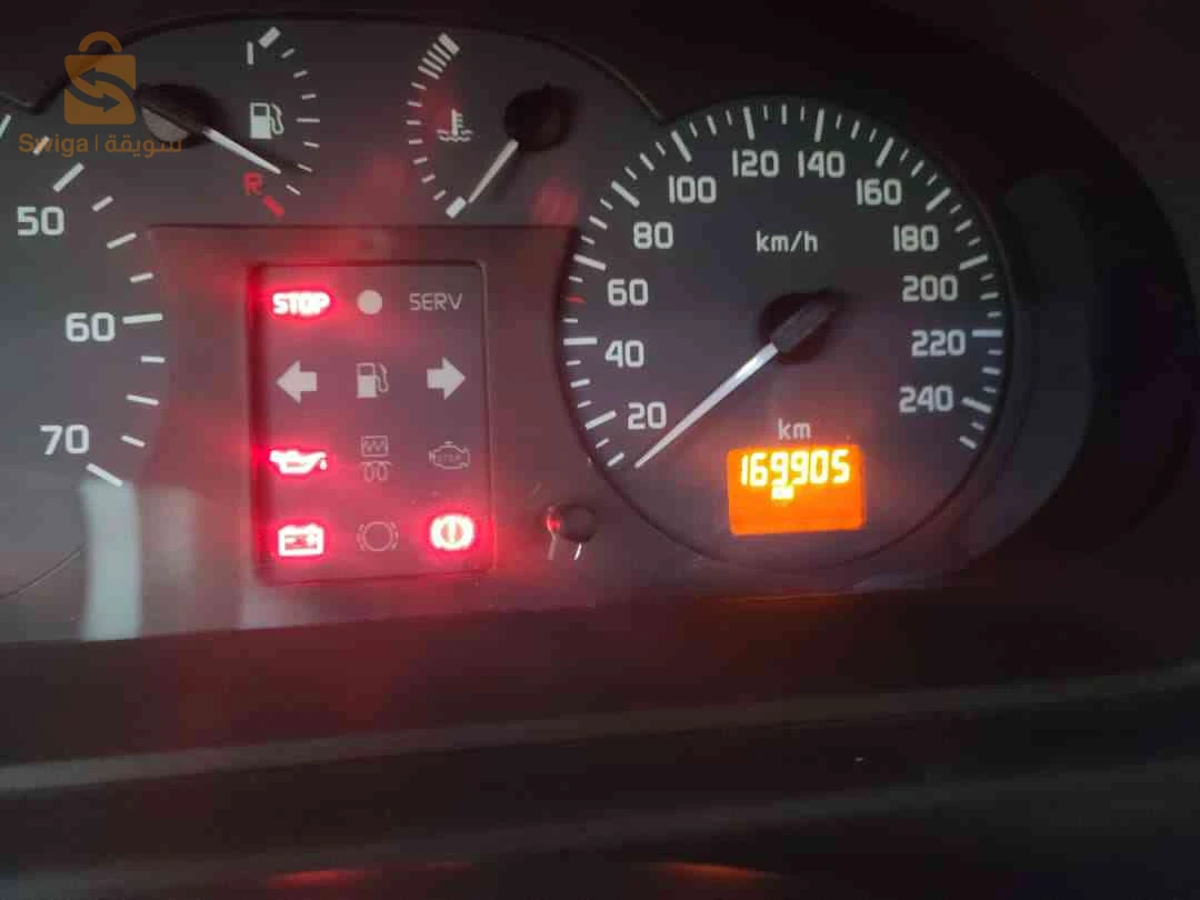 رينو Scenic 2003 39 الوادي