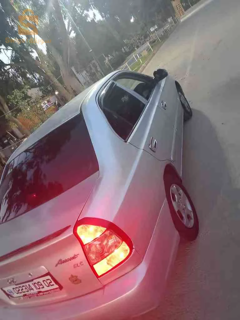 Hyundai Accent 2009 2 CHLEF