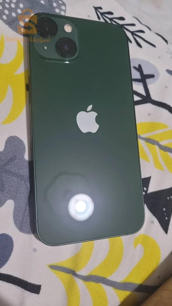 iPhone 13 très bonne état