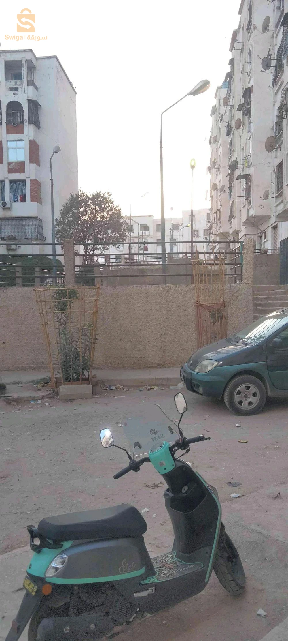 للبيع محلات تجارية عدد الغرف2 23 عنابة