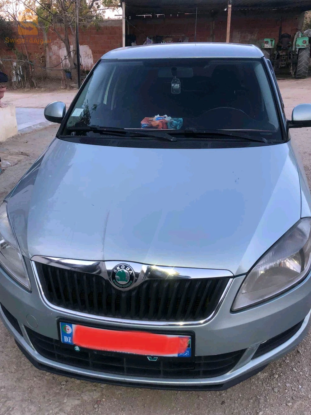 سكودا Fabia 2012 2 شلف